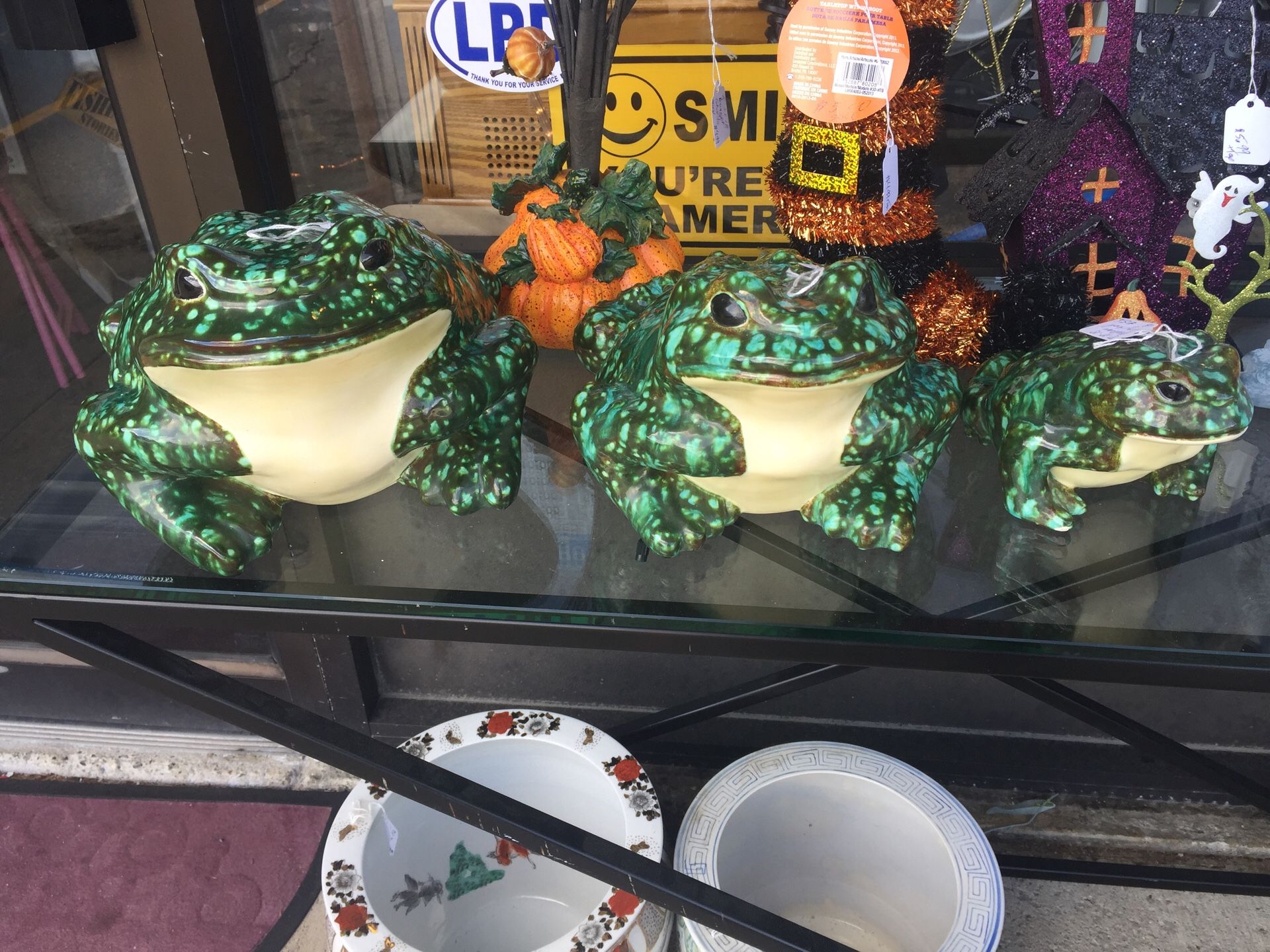 Three Green Toads/Frogs Large/Med./Small