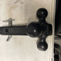 A Tow Hitch In Great Condition Three Balls And One