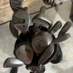 Golf Clubs 