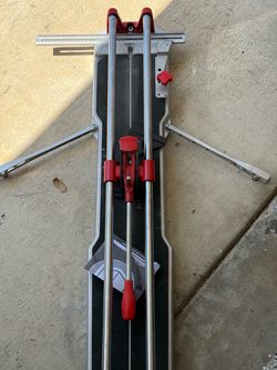 Heavy duty tile cutter - Rubi (Barely Used)