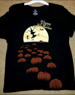 Halloween Shirt - size 2XL (18-20)