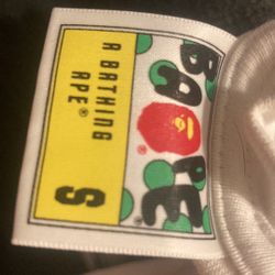 BAPE HOODIE SIZE SMALL