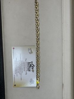 Gold 2 Tone Elephant 🐘 Bracelet 