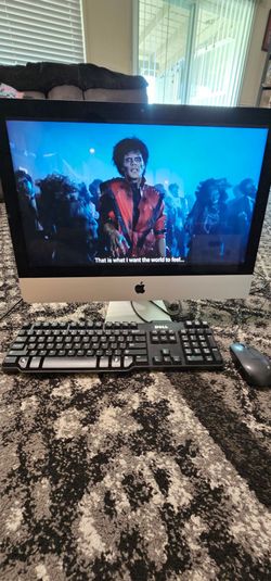 APPLE ALL IN ONE DESKTOP COMPUTER