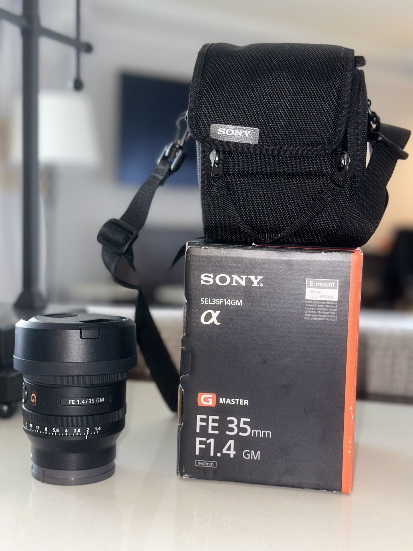 Sony FE 35mm F1.4 G-Master Lense