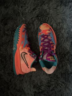 Kyrie Low 4 Size 8