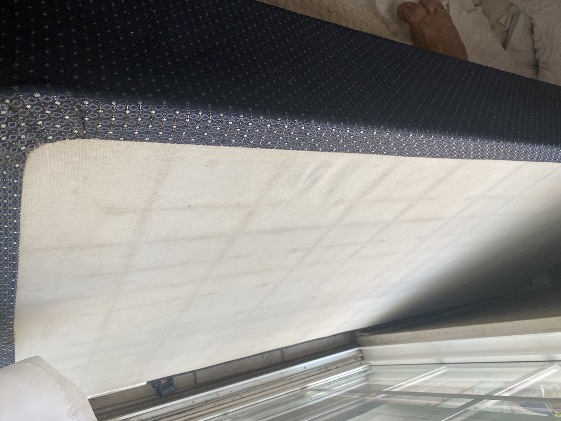 FREE King Box spring (2 Pieces) Pick Up Today for Sale in Los Angeles