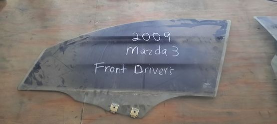 2009 Mazda 3 front driver window glass vidrio ventana