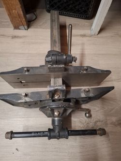 Vise but not just your everyday vise