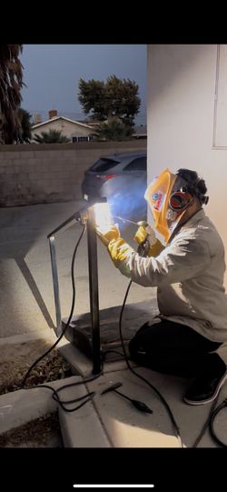 Modern Gate Welds
