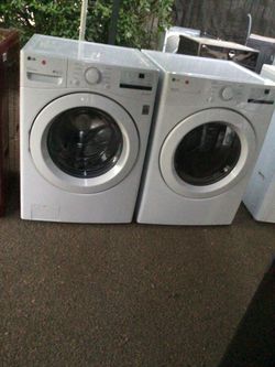 Set washer and dryer gas