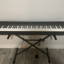 Yamaha Piano P115