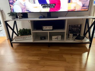 Tv stand/ coffee table