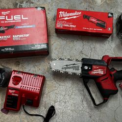 Milwaukee Set SOLD AS SET WILL NOT SEPERATE Or trade for 3 M18 12.0 forge batteries 