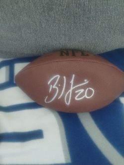 Footballs 4 for 20$ new NFL wilson