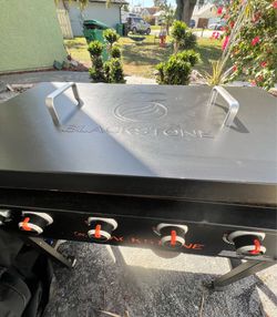 🔥 Blackstone 36” 4-Burner Outdoor Griddle – HARD COVER + WEATHER COVER + 2 PROPANE TANKS – $180  Blackstone 36-inch 4-burner outdoor propane griddle