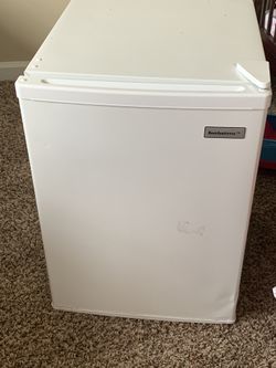 Mini fridge