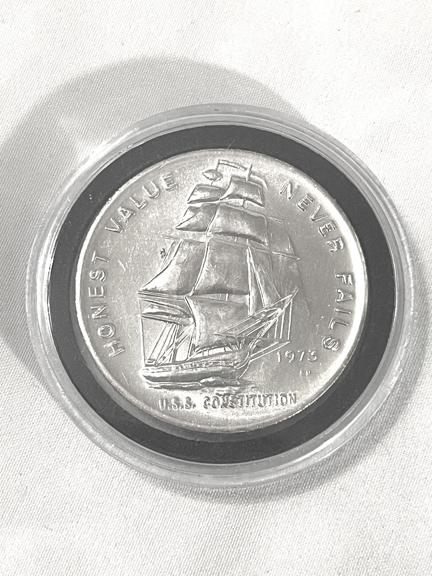 Uncirculated Sealed In Capsule 1973 Us Us Constitution .999 Fine Silver 1 Try Ounce Coin. Retails for $60 somewhere worth more.