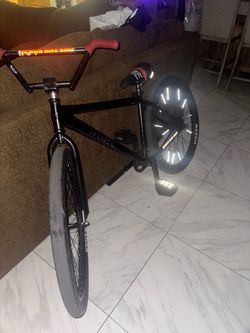Throne 29er black shadow