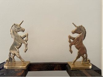 Unicorn book ends