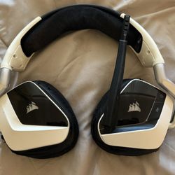 Corsair VOID RGB Elite 