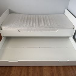 Twin bed