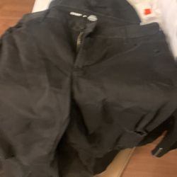 Old Navy Black Jeans 20