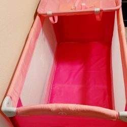 Clean Collapsible Crib/PlayPin!