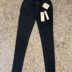 Levi’s 
