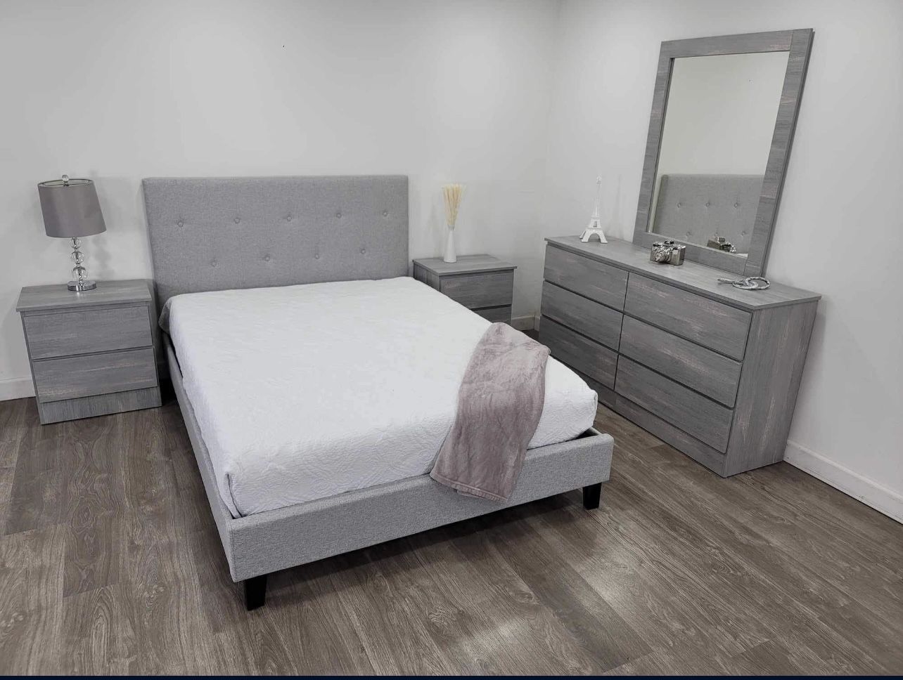 Bedroom Set - Juego De Cuarto