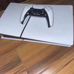 PlayStation 5 Slim 1TB