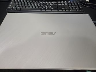 Asus Vivobook 17inch