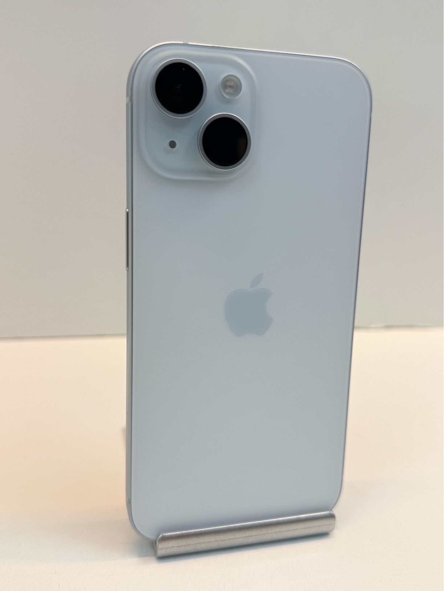 Apple iPhone 15 128gb. ( Fully Unlocked Phone ) for Sale in Los Angeles ...