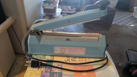 Heated bag sealer