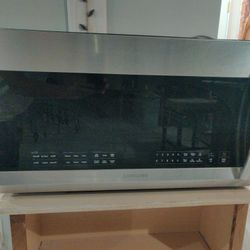 Samsung Standard Size Microwave