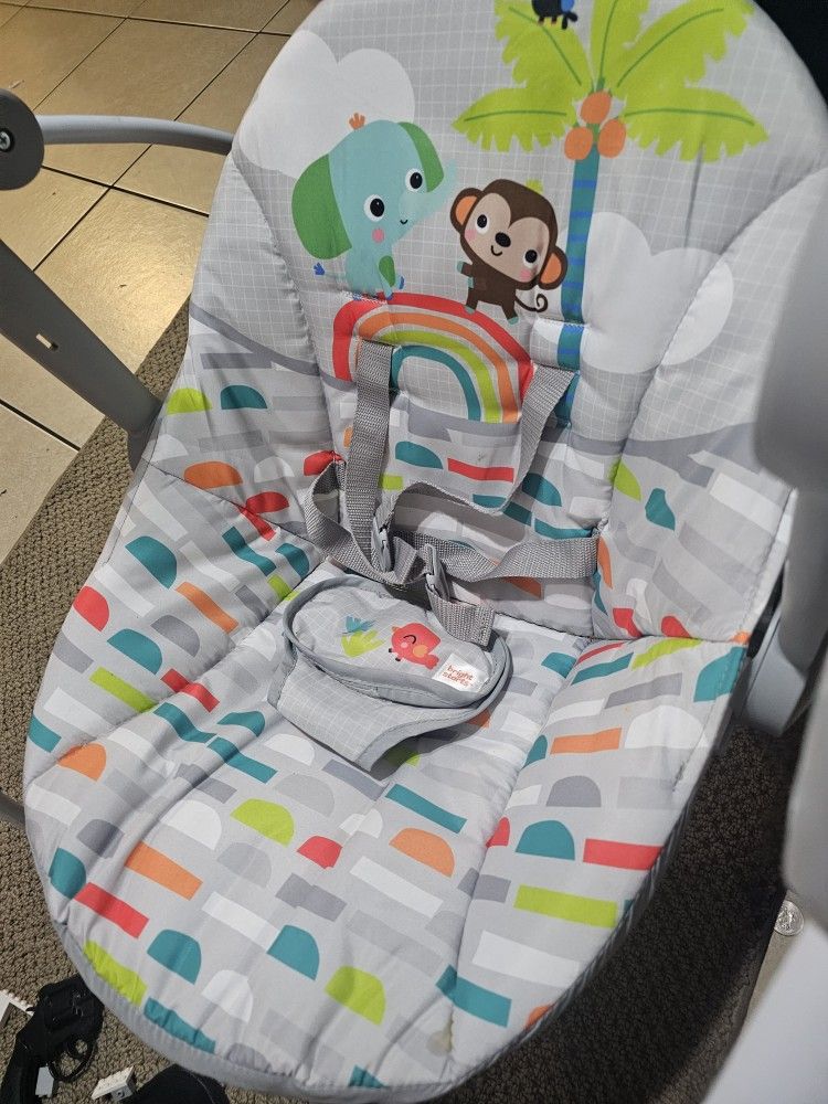 Baby Swing  Read Description ‼️