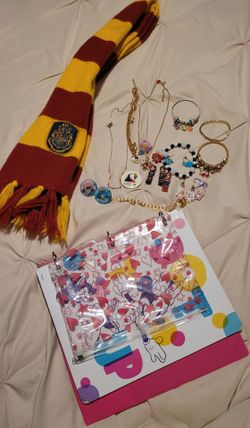 FREE Girl Accesories n jewelry take all together