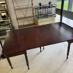 Vintage Victorian mahogany drop-leaf extending dining table with turned legs - 84” x 50” 
