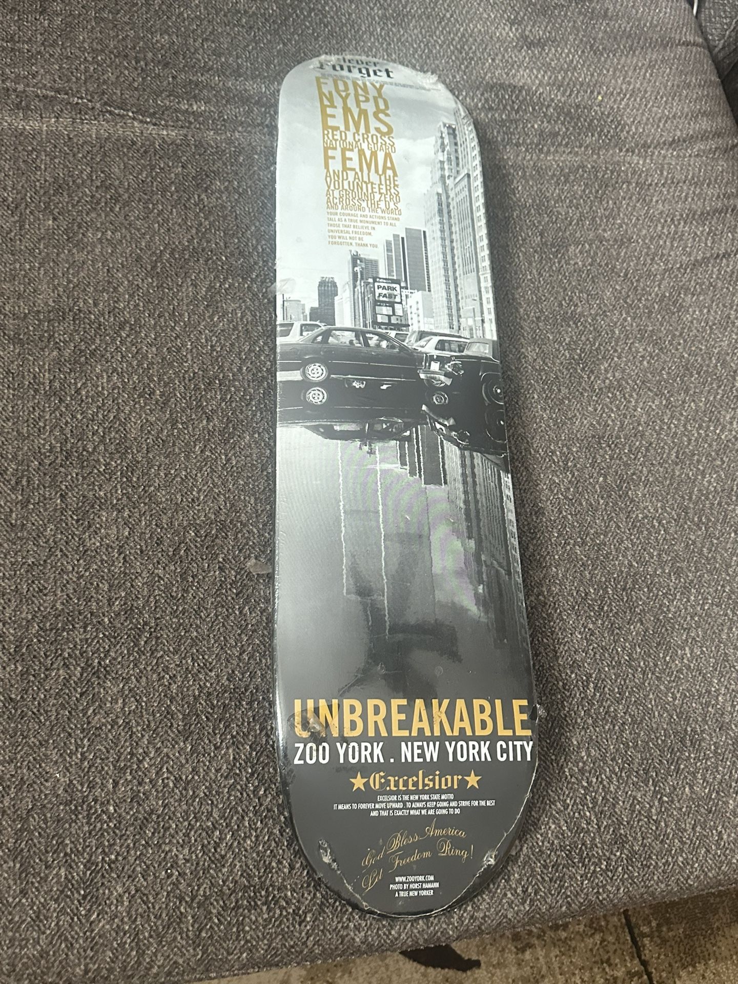 BRAND NEW ZOO YORK 911 TRIBUTE NEVER FORGET UNBREAKABLE SKATEBOARD DECK RARE 1 OF 500 $900