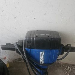 Makita Jack Hammer