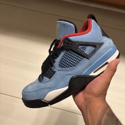Travis Scott Jordan 4 Retro