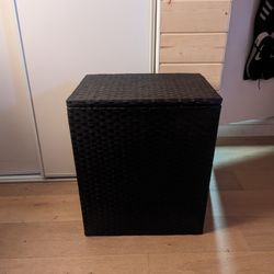 Storage Containers 
