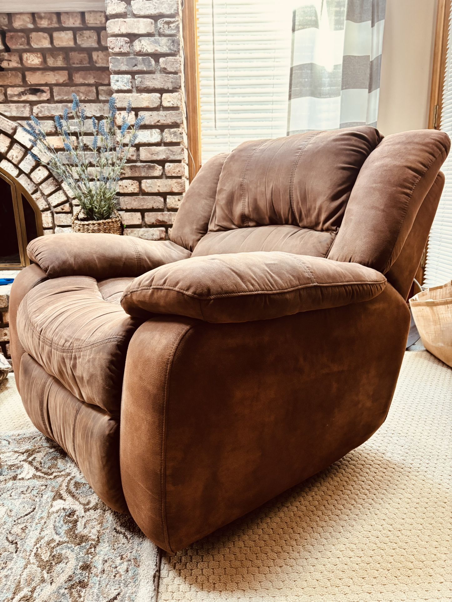 Reclining Chair With Footrest