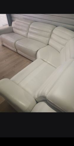 SECTIONAL GENUINE LEATHER RECLINER ELECTRIC WHITE COLOR..✅💥🚚😭 DELIVERY SERVICE AVAILABLE 🚚💥🚚