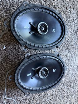 6x8 Kicker speakers