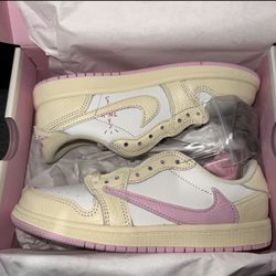 Jordan 1 Retro Low OG SP Travis Scott Shy Pink Muslin PS Size 3Y