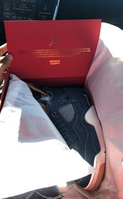 Air Jordan 4 Levi’s
