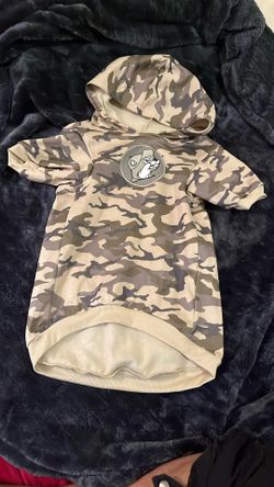 Buc-ee’s Camo Pet Dog Short Sleeve Hoodie Top L
