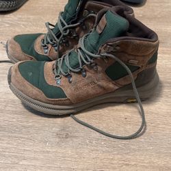 Merrel hiking boots 