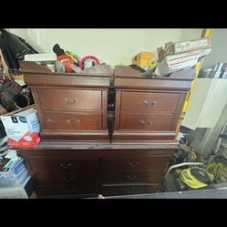 Bedroom Set / Dresser Set